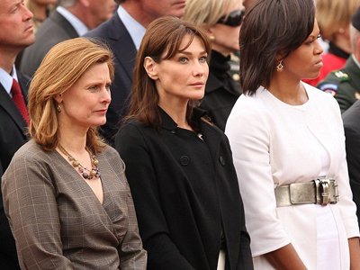 Παρούσες οι πρώτες κυρίες στον εορτασμό της 65η επετείου στη Γαλλία