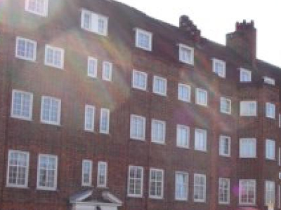 Αυτοκτόνησε πέφτοντας από τον 4ο όροφο δικαστηρίου