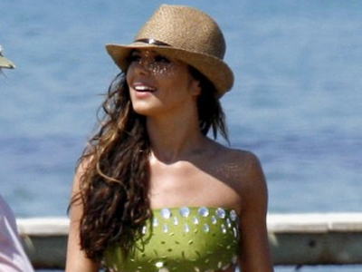 Σε πελάγη ευτυχίας πλέει η Cheryl