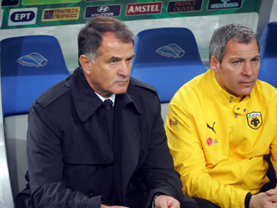 Με τρεις απουσίες η ΑΕΚ