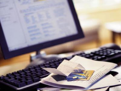 Έλειπαν 20.800 ευρώ από το λογαριασμό του