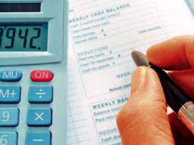 Τι κυνηγάνε οι «Ράμπο της Εφορίας» σε νησιά και παραλίες