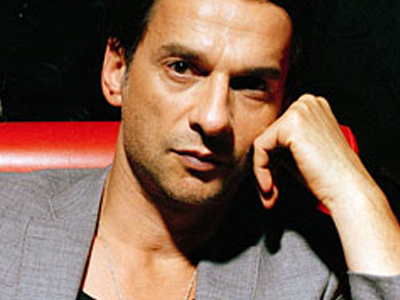 Εγχείριση αφαίρεσης όγκου έκανε ο τραγουδιστής των Depeche Mode