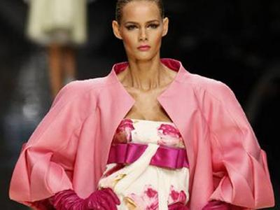 Το ροζ στο… προσκήνιο!