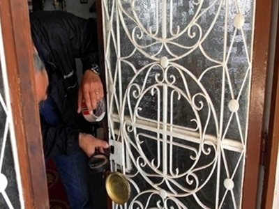 Έσκαψαν λαγούμι σε εκκλησία… για να βρουν θησαυρό!