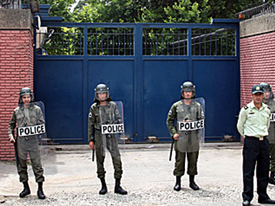 Συνελήφθησαν Ιρανοί υπάλληλοι της Βρετανικής πρεσβείας