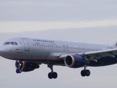 Αναγκαστική προσγείωση δύο airbus με φωτιά και ραγισμένο τζάμι