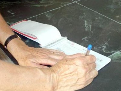 Βουνό οι ακάλυπτες επιταγές στην αγορά