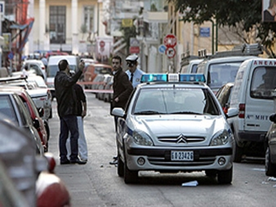 Νεαροί επιτέθηκαν σε ελληνοβρετανικό κολέγιο