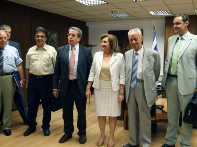 ”Αιτία πολέμου” οι περικοπές στα βαρέα και ανθυγιεινά