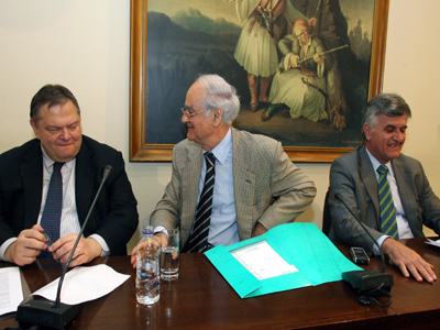 Ακρόαση των επικεφαλής της ΚΕΔ στην Επιτροπή Διαφάνειας ζητά το ΠΑΣΟΚ