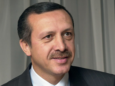 Αποφασισμένος να αντιμετωπίσει τους επίδοξους πραξικοπηματίες ο Erdogan