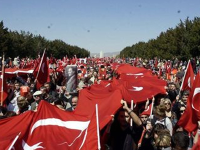 Μεγάλη διαδήλωση κατά Ερντογάν στην Άγκυρα