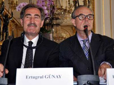 ”Κραγμένος” διάλογος μεταξύ των υπουργών πολιτισμού Γαλλίας- Τουρκίας