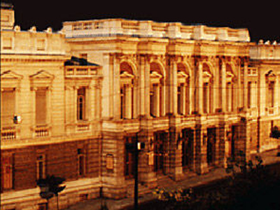 Τελευταίες παραστάσεις στο Εθνικό Θέατρο