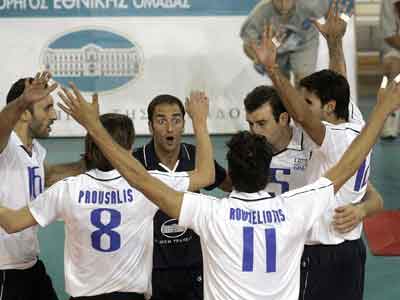 Δύο στα δύο επί της Ρουμανίας, η Εθνική ανδρών του βόλεϊ