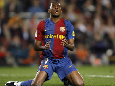 Εξετάζει την περίπτωση του Ετό η Μίλαν