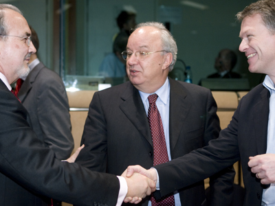 Το μέγεθος της κρίσης αιφνιδίασε τους Υπουργούς Οικονομίας