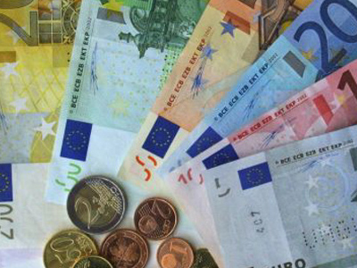 Ακόμη περισσότερα δανεικά αναζητά η Ελλάδα