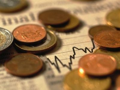 Μεγαλώνει η αβεβαιότητα στην Ευρωζώνη που συρρικνώνεται ταχύτατα