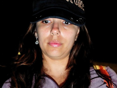 Η Εύα Λονγκόρια μοιάζει «απεγνωσμένα» με νοικοκυρά