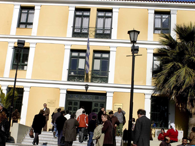 Κρίνεται η τύχη Μπαλέρμπα και Κουτελίδα