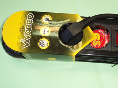 Ανακαλείται από την αγορά επικίνδυνο πολύμπριζο