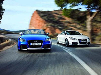 Νέο Audi TT RS Coupe & Roadster