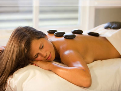 Λιθοθεραπευτικό μασάζ