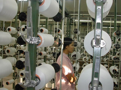 «Βουτιά» στις βιομηχανικές παραγγελίες στην ευρωζώνη