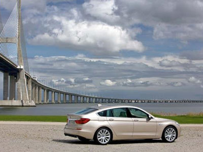 Πρόσθετη ασφάλεια και άνεση χάρη στην υπηρεσία BMW TeleServices