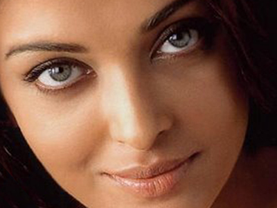 Μάτια χωρίς σακούλες πριν από το ρεβεγιόν