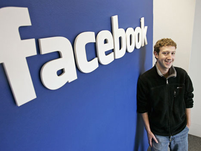 ”Μαζεύει” τις αλλαγές στους όρους ασφαλείας ο δημιουργός του Facebook