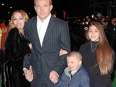 Μαζί θα περάσουν τις γιορτές Μαντόνα και Γκάι Ρίτσι