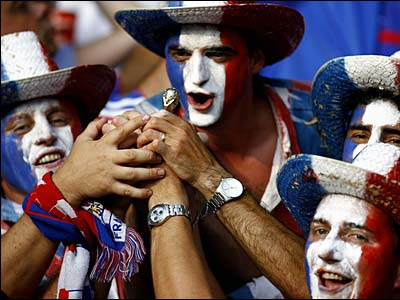 Η Γαλλία θα διεκδικήσει τη διοργάνωση του EURO 2016