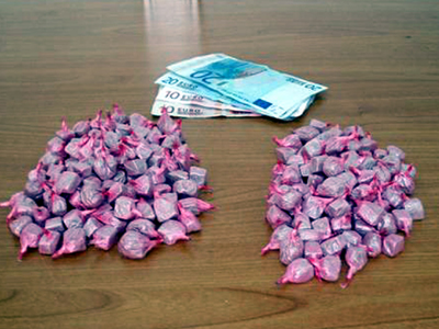 Πιάστηκε με 43 δόσεις ηρωίνης Πιάστηκε με 43 δόσεις ηρωίνης