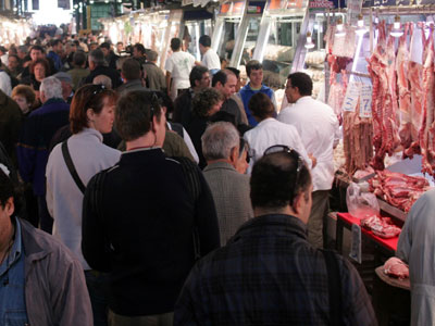 Αυξήσεις «μαμούθ» εντόπισε η Νομαρχία Πειραιά