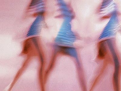 Με φούτερ στη Βουλή