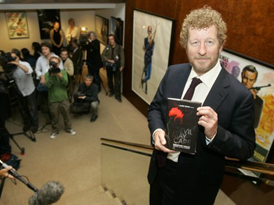 Ρεκόρ πωλήσεων για το νέο βιβλίο του Τζέιμς Μποντ