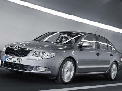 Skoda Superb: Πάθος που οδηγεί σε άλλη διάσταση