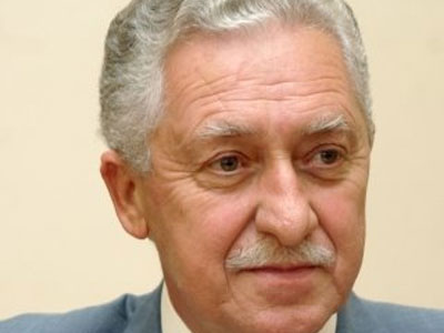 Συμπαράσταση στον Φώτη Κουβέλη