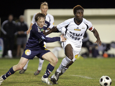 Δεν καταθέτει τα… όπλα η Rennais για τον Tettey