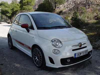 FIAT 500 Abarth: Το δηλητήριο του Σκορπιού