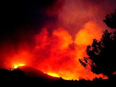 Στις φλόγες το Λος Άντζελες