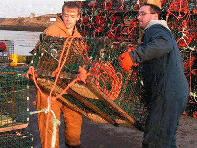 Στους δρόμους αγρότες και ψαράδες