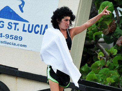 Ανεπιθύμητη η Amy Winehouse στη Santa Lucia