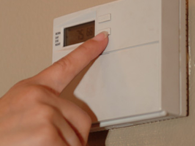 Ρυθμίστε το καλοριφέρ με το… κινητό σας