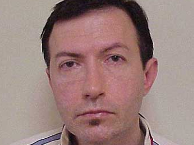 Αθώος δηλώνει ο άντρας που παρίστανε την μητέρα του