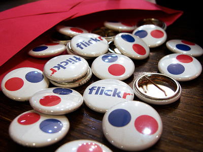 Αποχωρούν οι co-founders του flickr