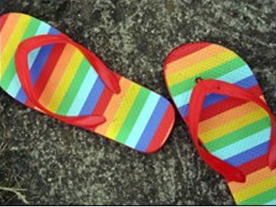 Προφυλακτικά, σαγιονάρες και γλειφιτζούρια στους μεθυσμένους